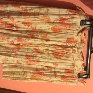 The brand is SO, the size is XXL, and it has a floral print